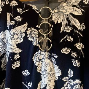 Women’s Popover 2X Navy Floral Dress